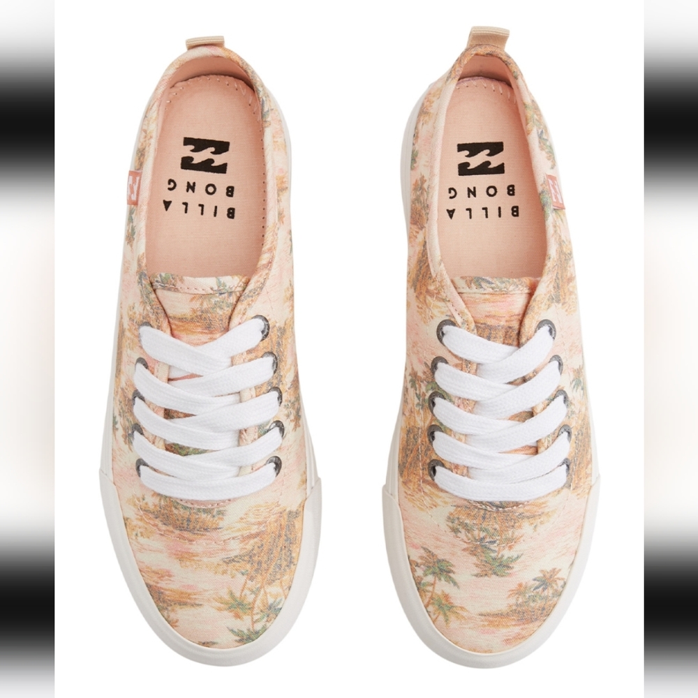 Billabong Buttermilk Palm Tree Puebla Sneaker - Women, Size 7/38